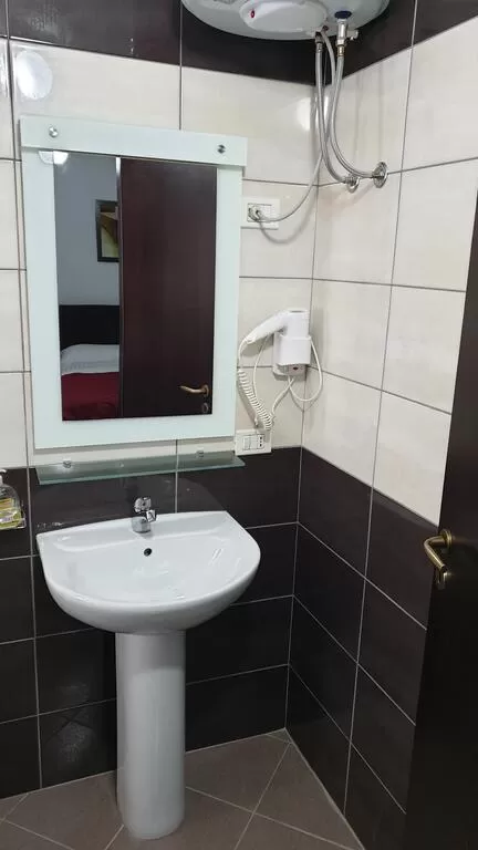 Haris 8 STD TRPL 5.jpg